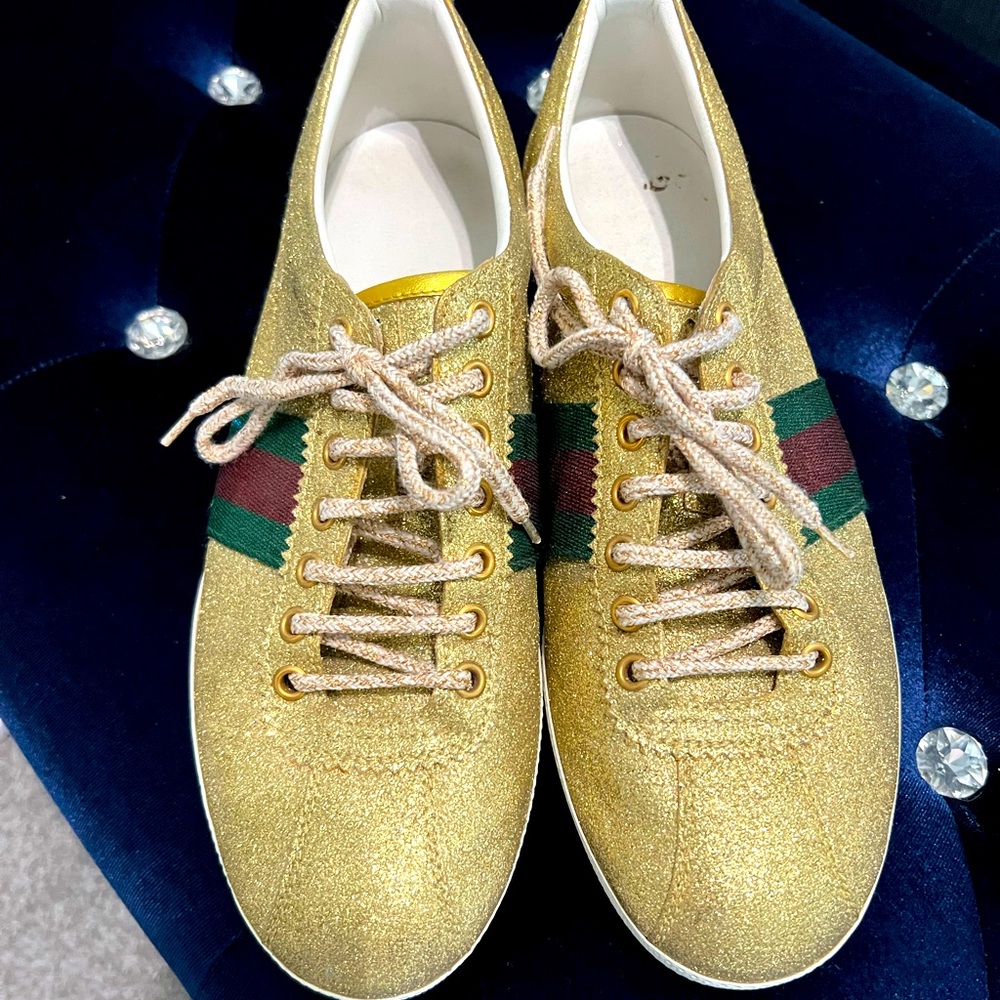 Men Gucci Gold Glitter Bambi Sneakers, size 8